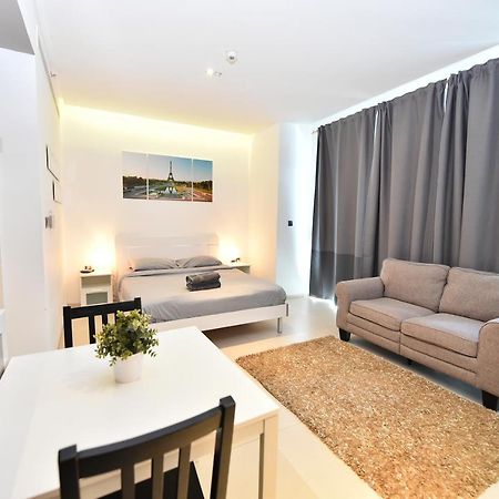 Cozy Studio Apt In Marina - Near Metro, Beach & Mall Apartment Dubai Exterior foto